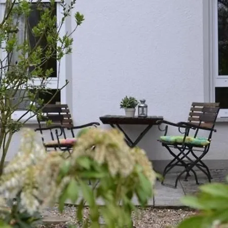 Schiefer Blick, Mit Terrasse Und Balkon