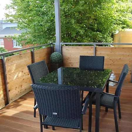 Apartment Schiefer Blick, Mit Terrasse Und Balkon *